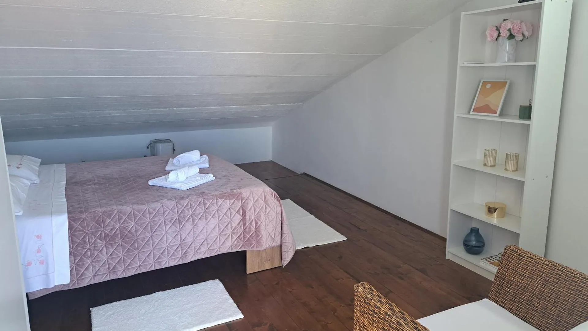 Apartman Mila Mareda 0*,